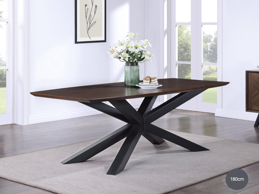 Nina | Dining Table