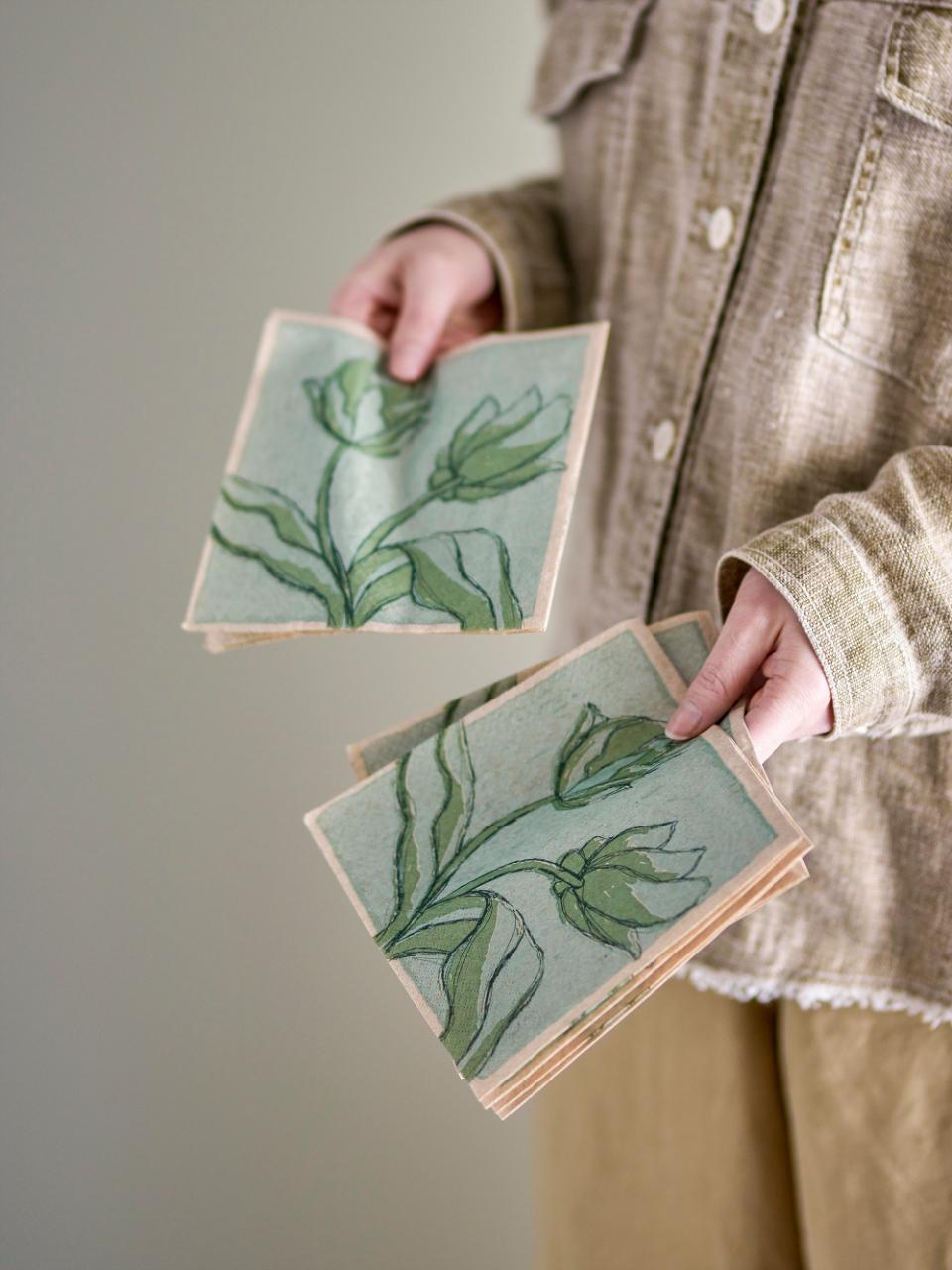 Mana Napkins