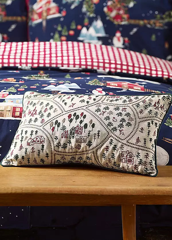 Christmas Ski Village | Natural Cushion