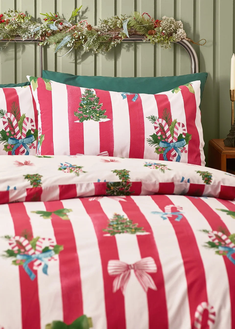 Red Christmas Stripe | Reversible Bedding