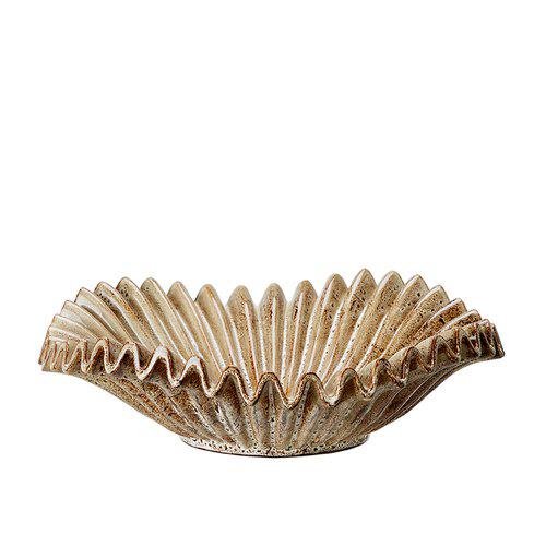 Hanna Saucer | Ornament