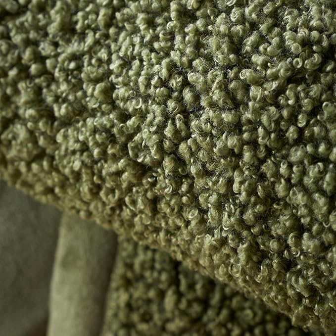 Velvet Boucle Throw | Olive