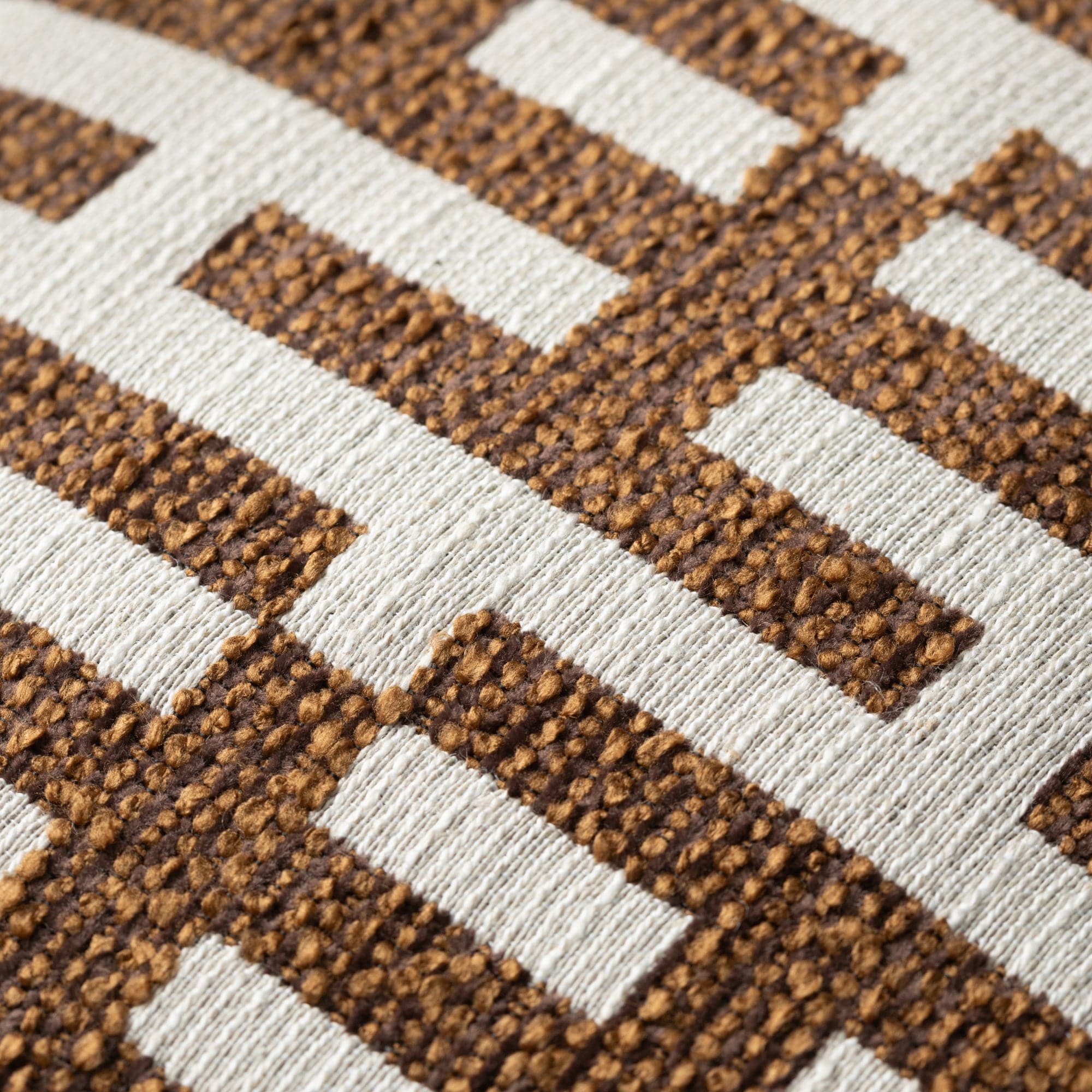 Hugo Cognac | Bolster