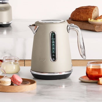 The Soft Top Luxe Kettle | Almond Nougat