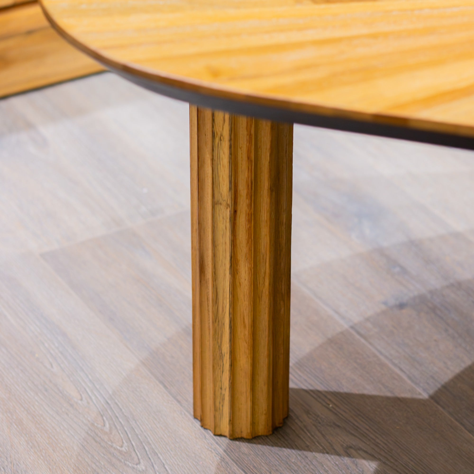 Ray Coffee Table | Ginger Teak