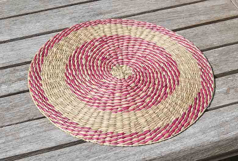 Salsa Circular Seagrass Mat | Blue/Green/Pink