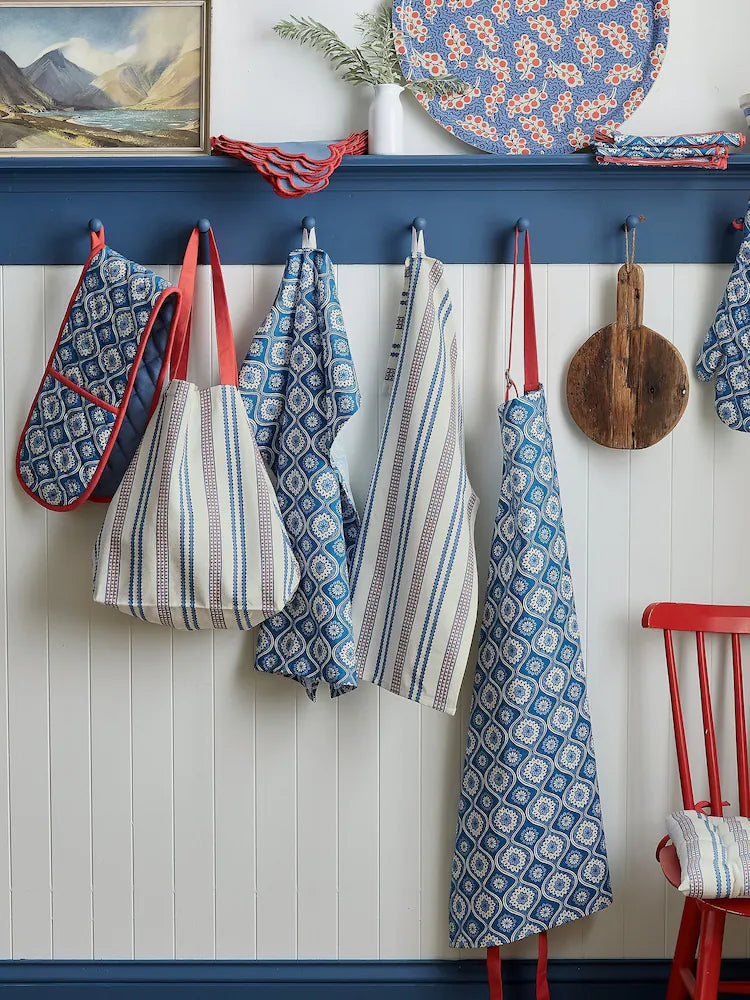 Land & Shore | Apron