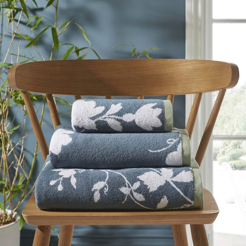 Oriental Garden | Dusky Seaspray