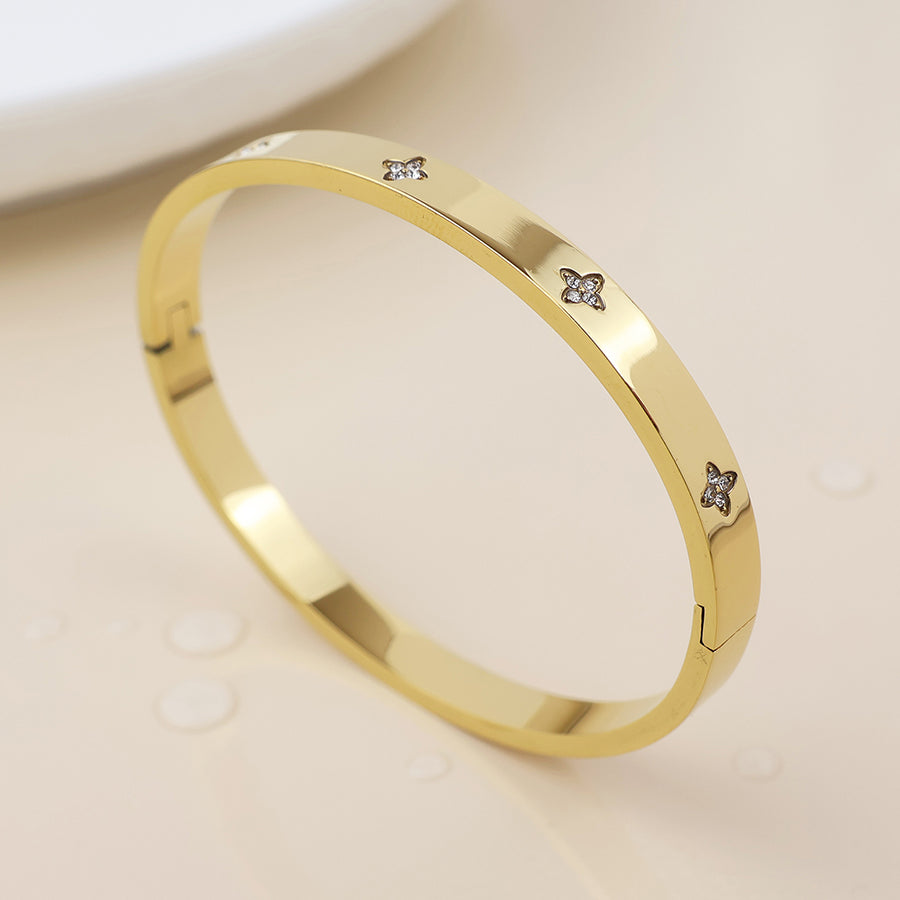 Crystal Quatrefoil | Gold Plated Bangle