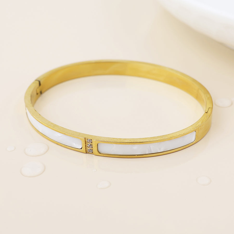 Shell & Crystal | Gold Plated Bangle