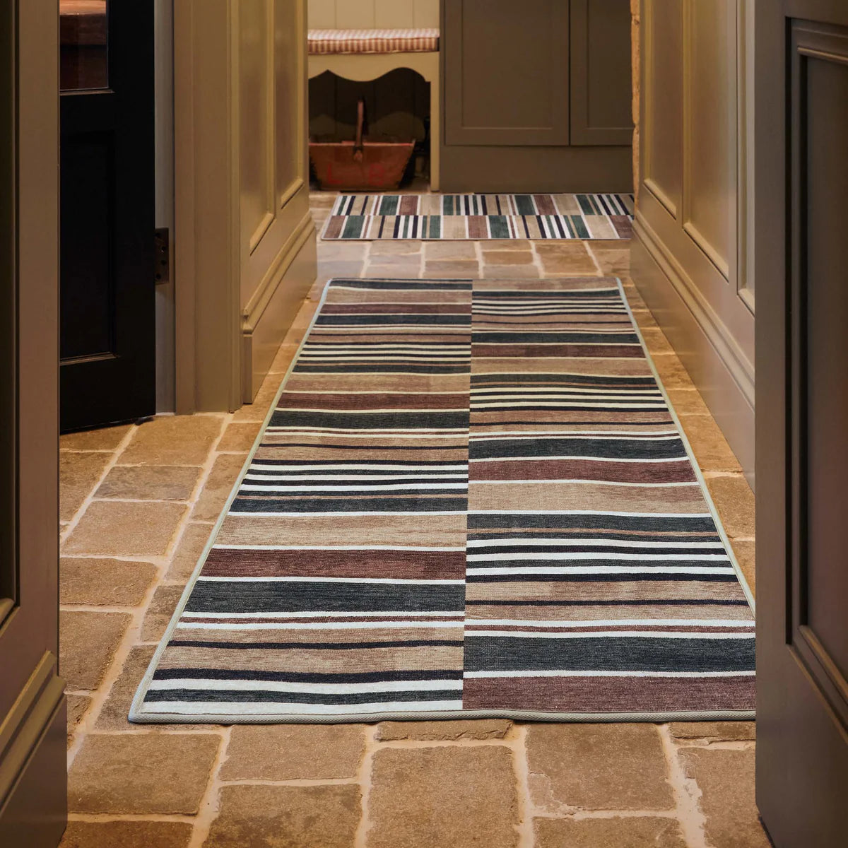 Hug Rug Washable Rug | Savanna Stripe
