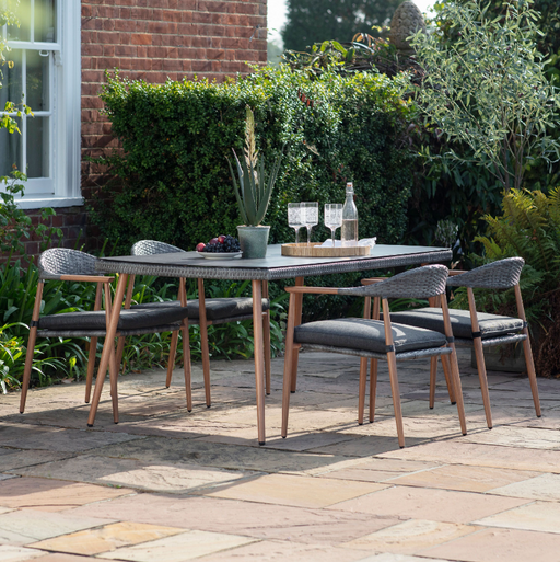 Contempoary Outdoor Dining Set