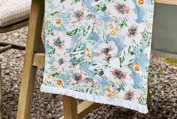 Giverny | Table Runner