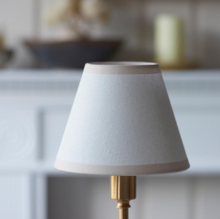 Burley Rechargeable & Ivy 16cm Vintage white shade