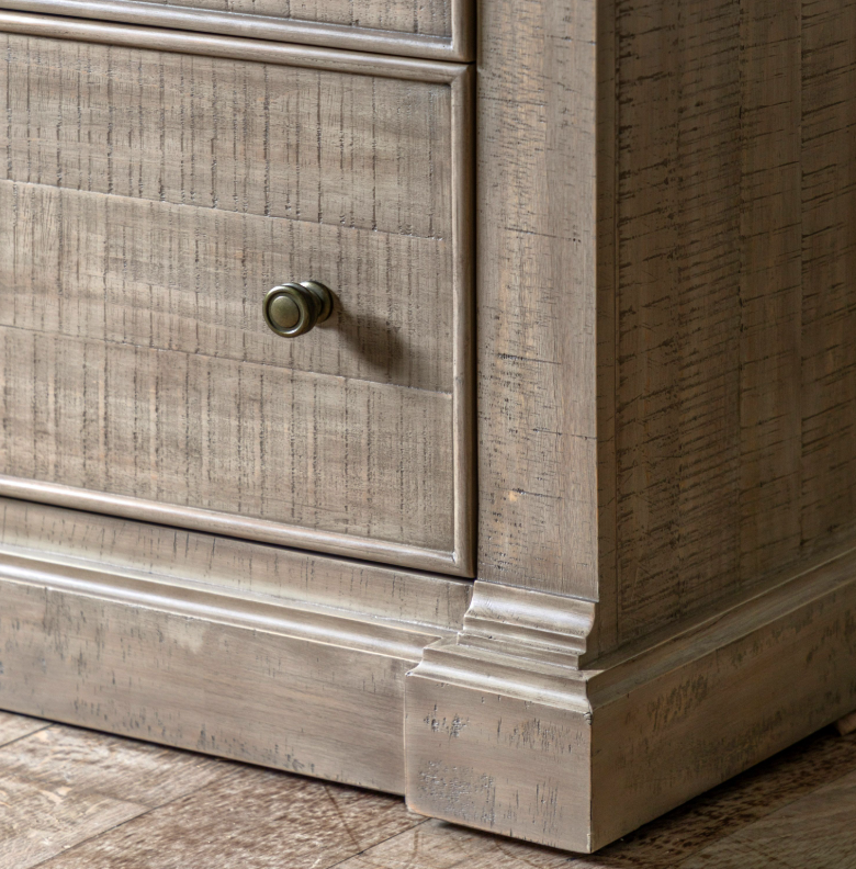 Vance | 7 Drawer Chest