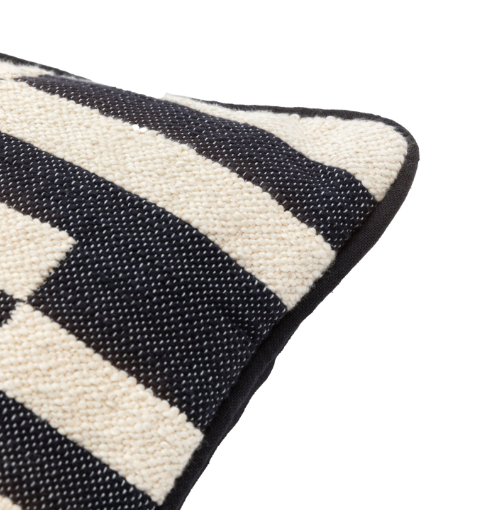 Lohko Woven Cushion | Ink
