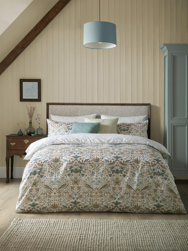 William Morris | King Size Strawberry Thief Duvet Cover Set