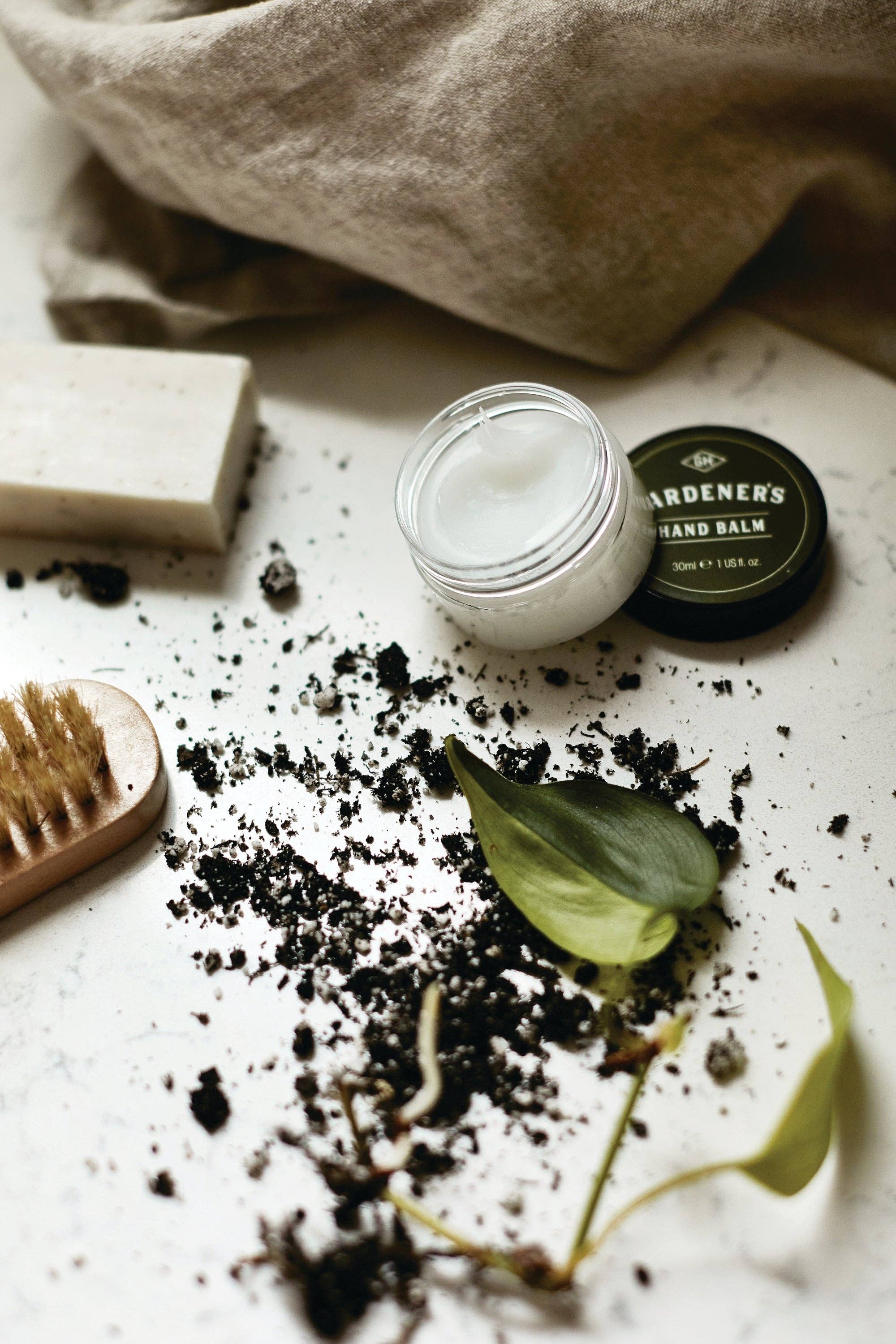 Gentlemen's Hardware Gardener's Handcare Kit