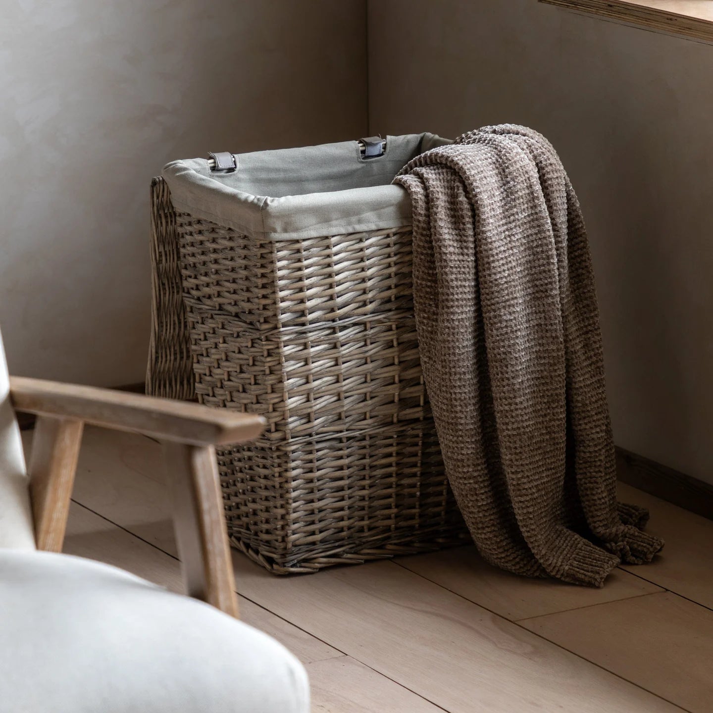 Lina Lined Laundry Basket