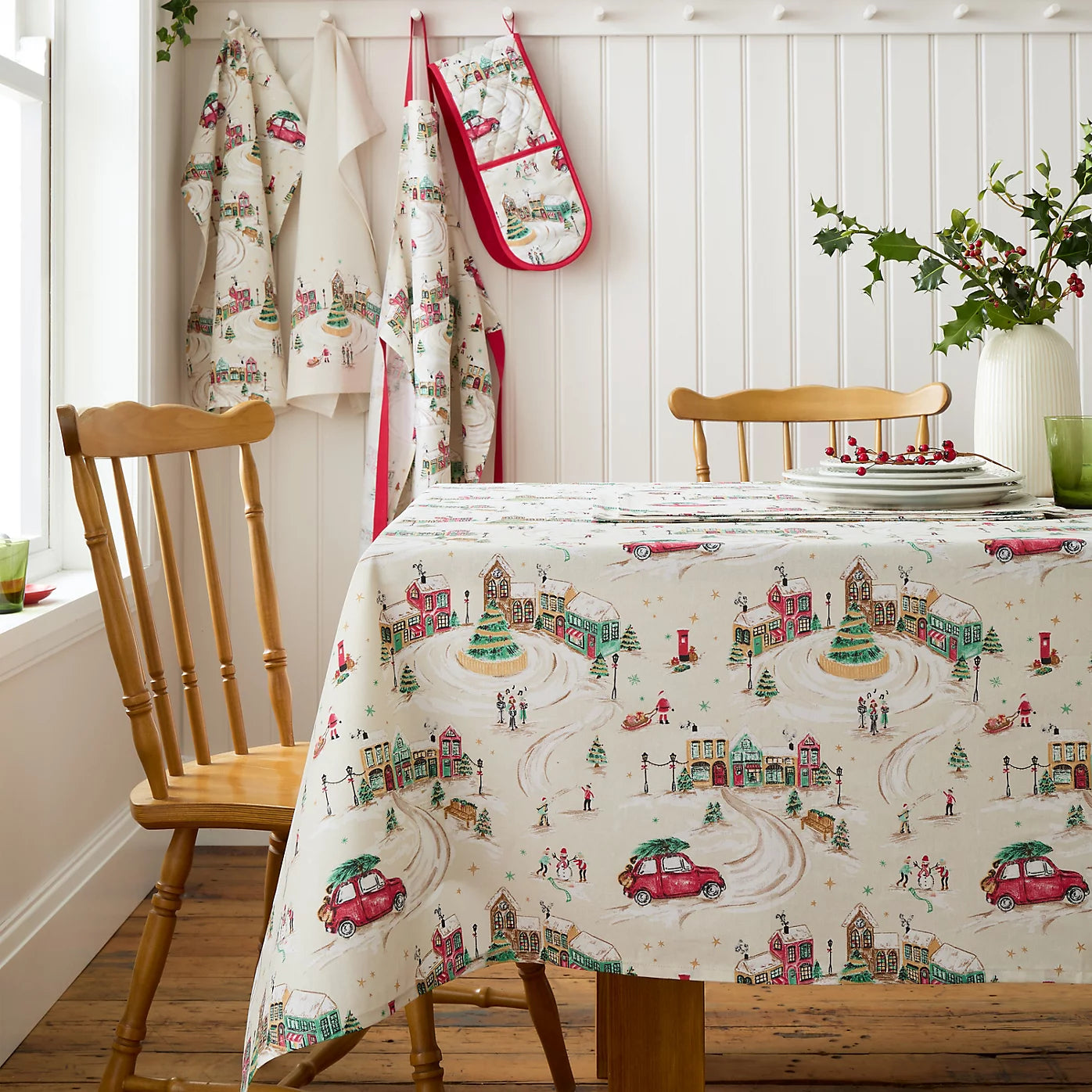 Christmas Town | Table Cloth