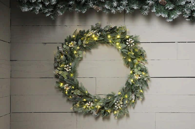Bo Prelit Eucalyptus Wreath | 80cm