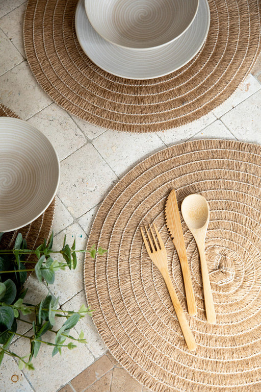 Natural Hessian | Round Placemats