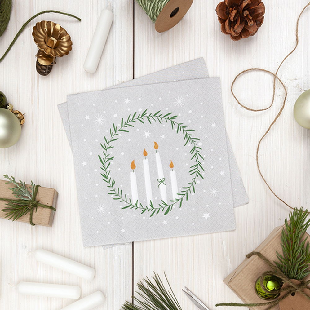 Delicate Wreath Paper Napkins