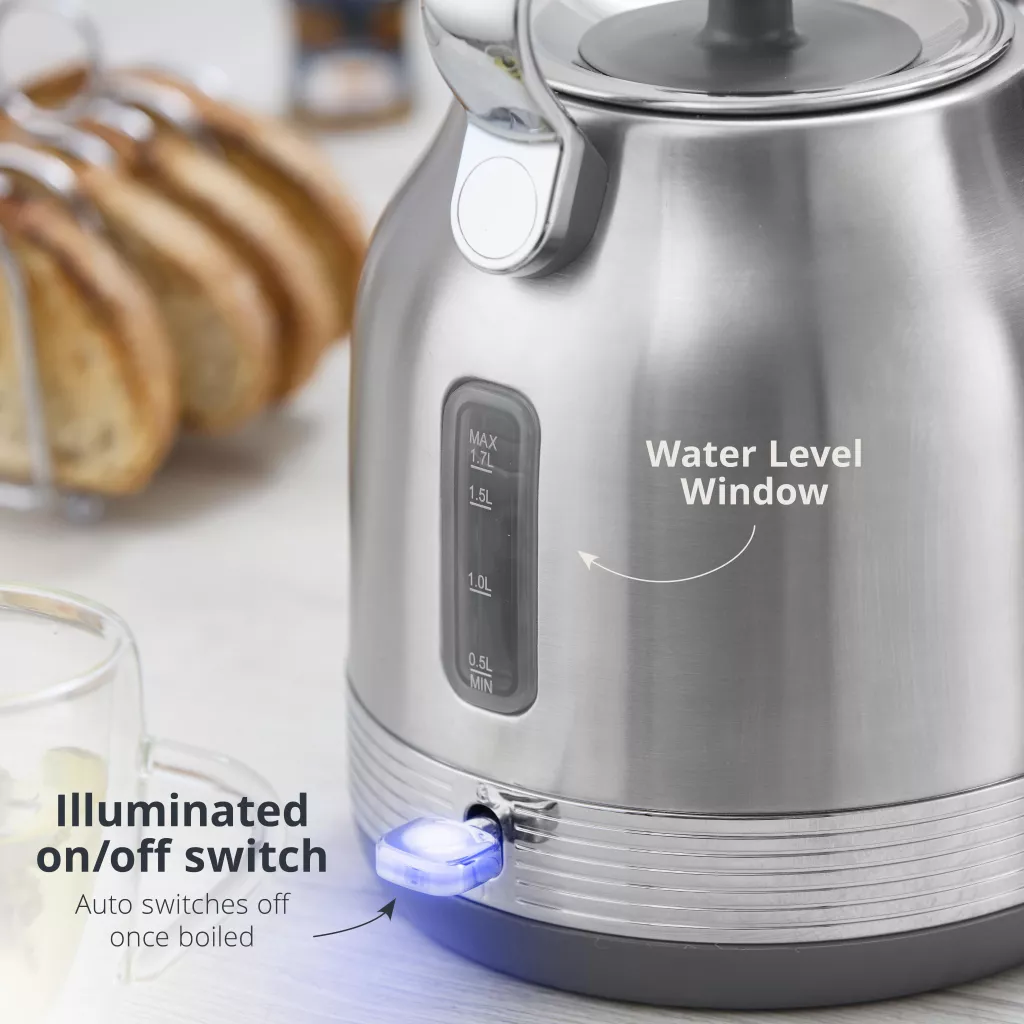 Swan Retro Revive Traditional Kettle