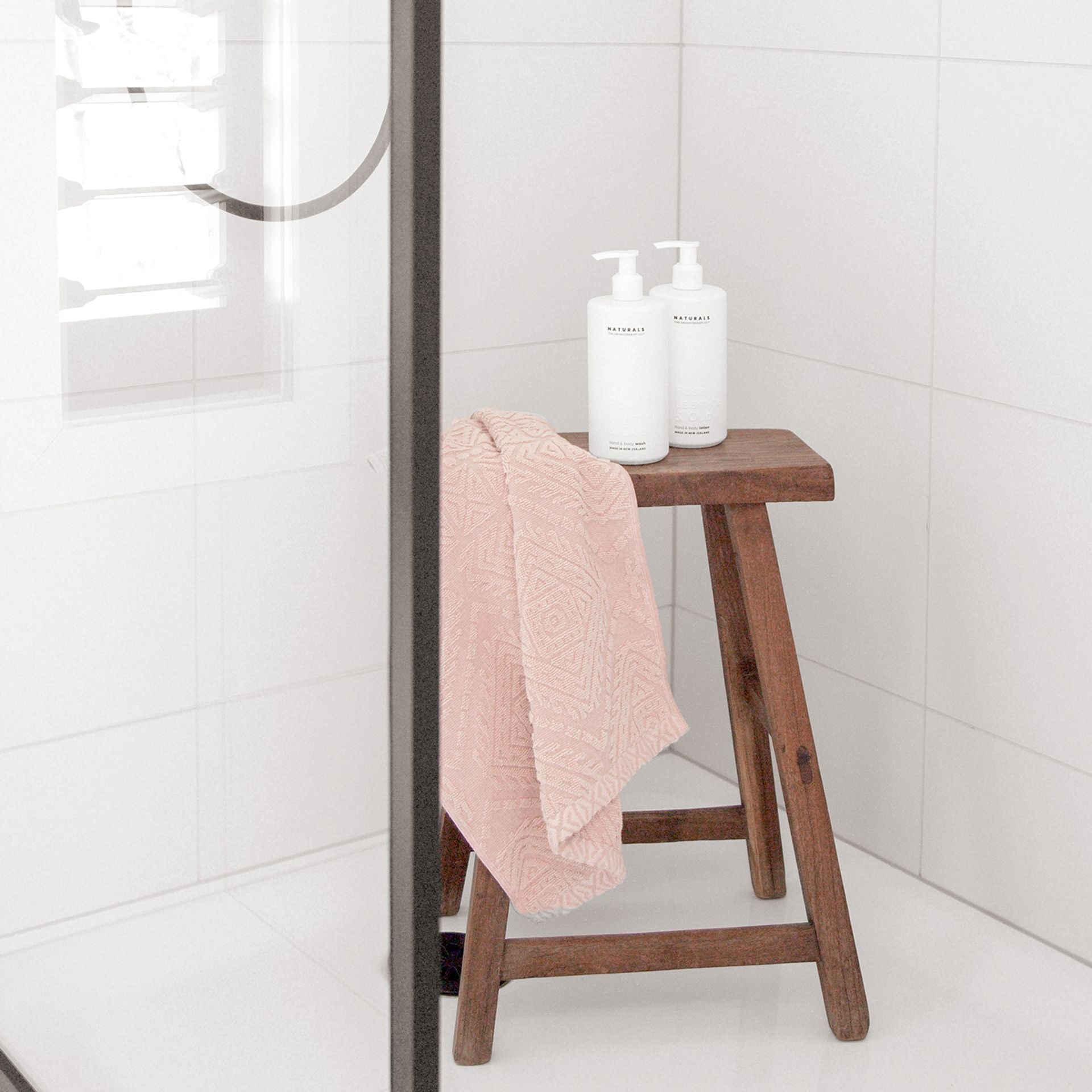 Naturals Hand & Body Lotion | Rose Jasmine & Oud