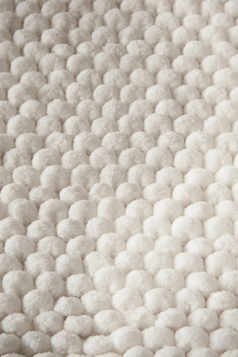 Aspen Bobble Bathmat | White