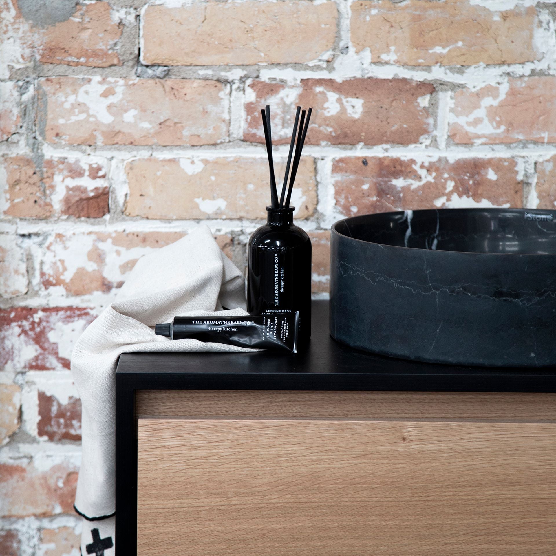 Aromatherapy Kitchen Diffuser | Lemongrass, Lime & Bergamot