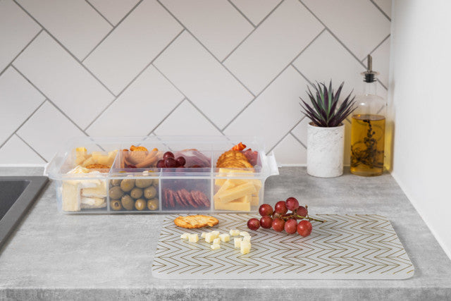 Patterned SnackleBox