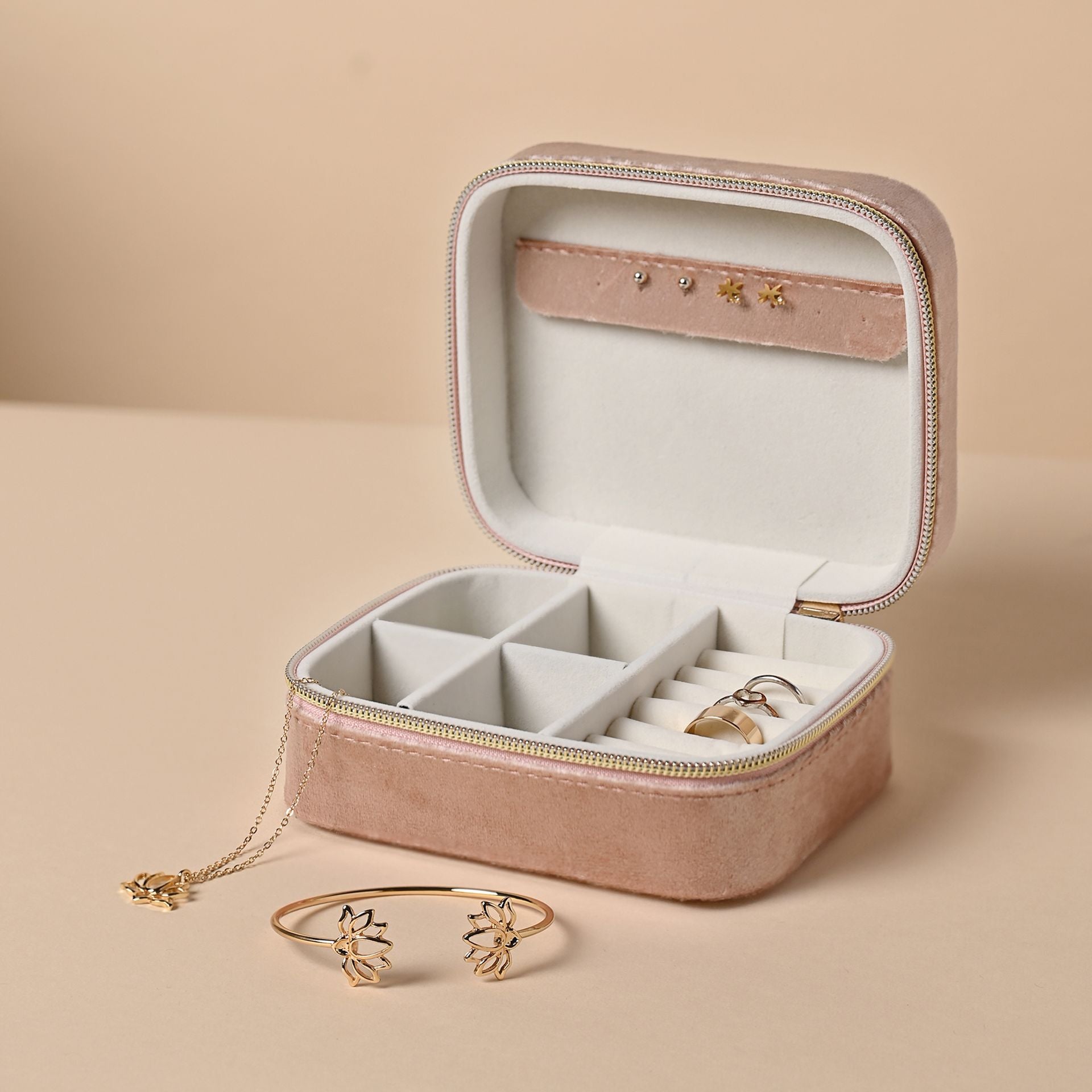 Sophia Classic Velvet | Jewellery Box