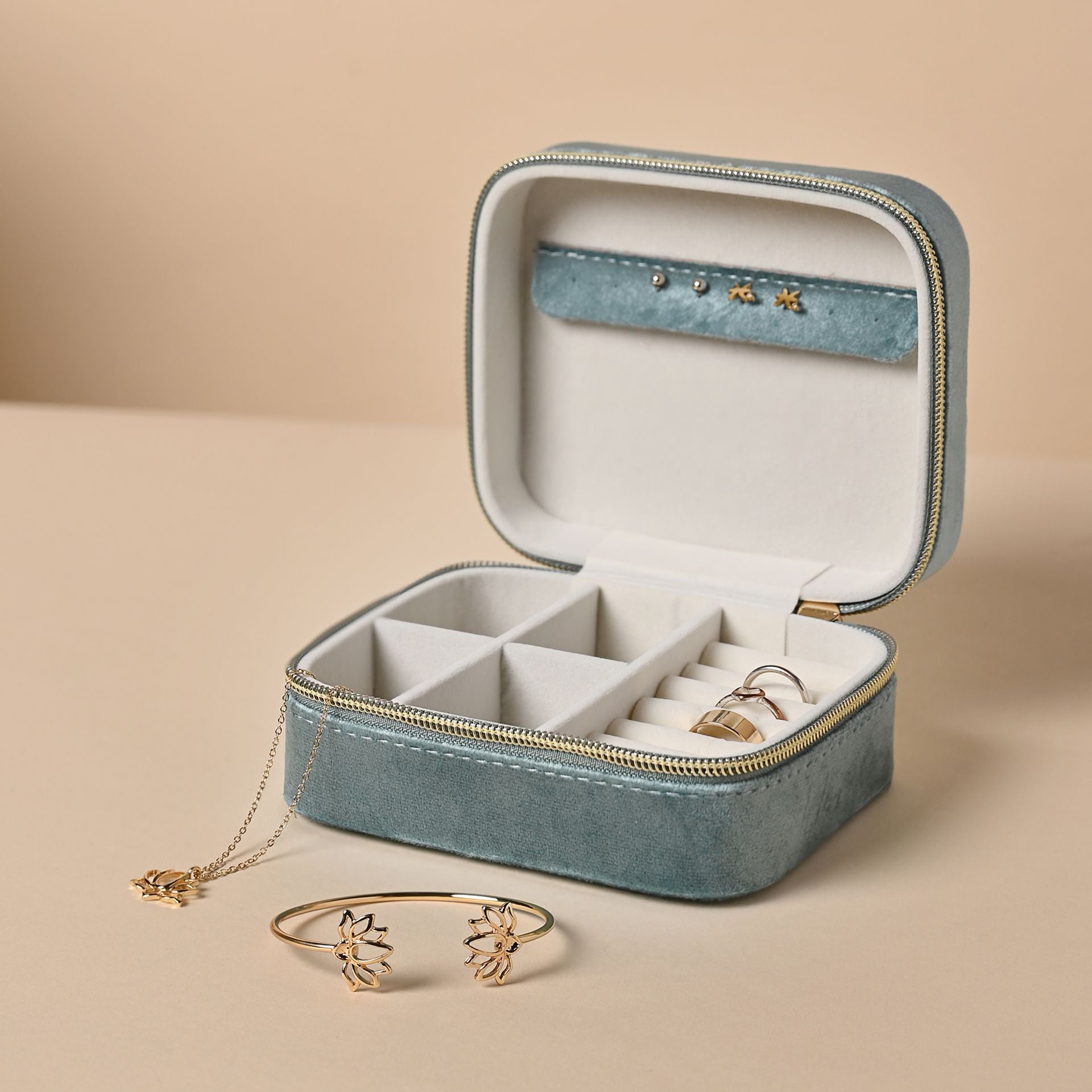 Sophia Classic Velvet | Jewellery Box