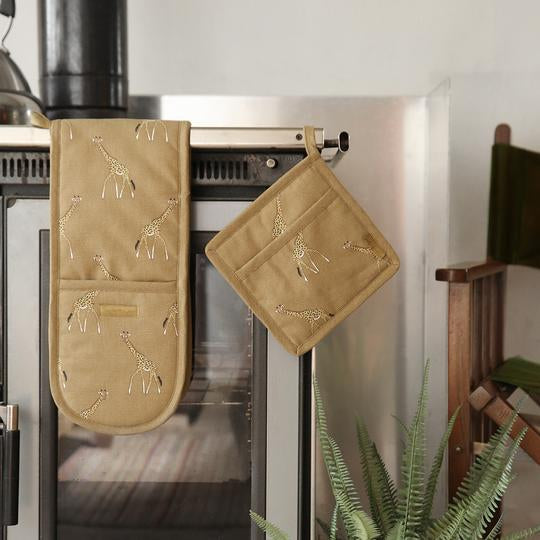 Oven Gloves | Giraffe