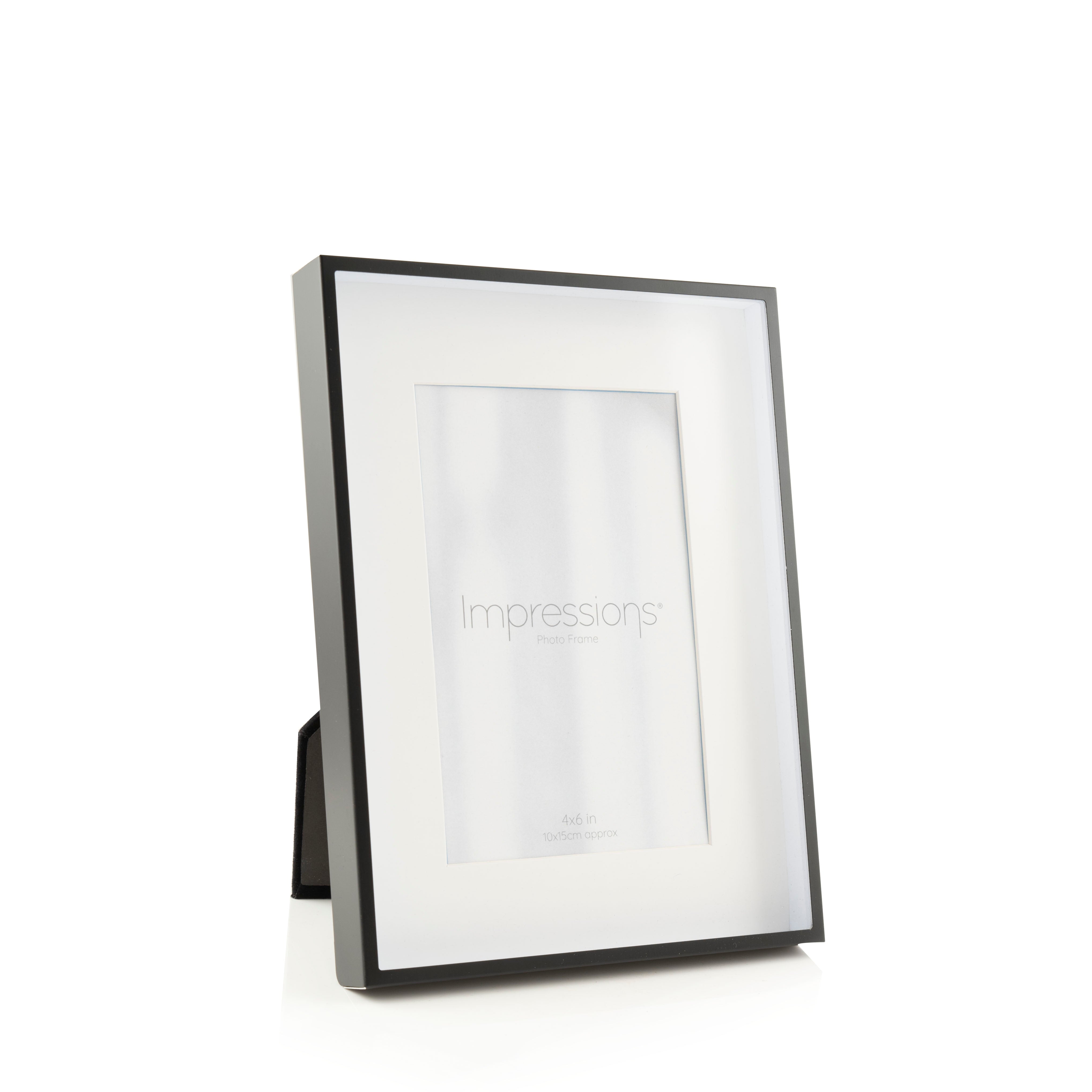 Black Shadow Photo Frame