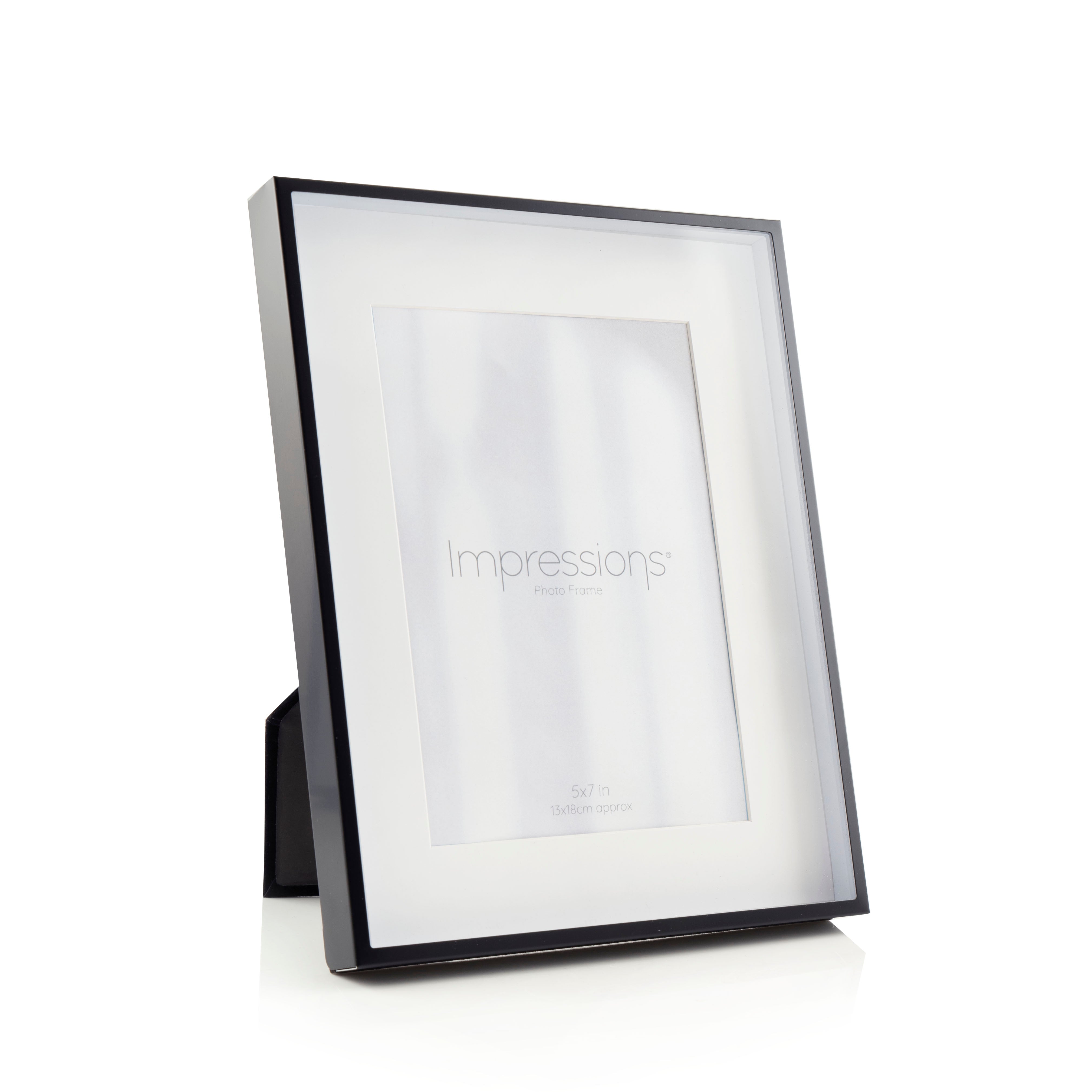 Black Shadow Photo Frame